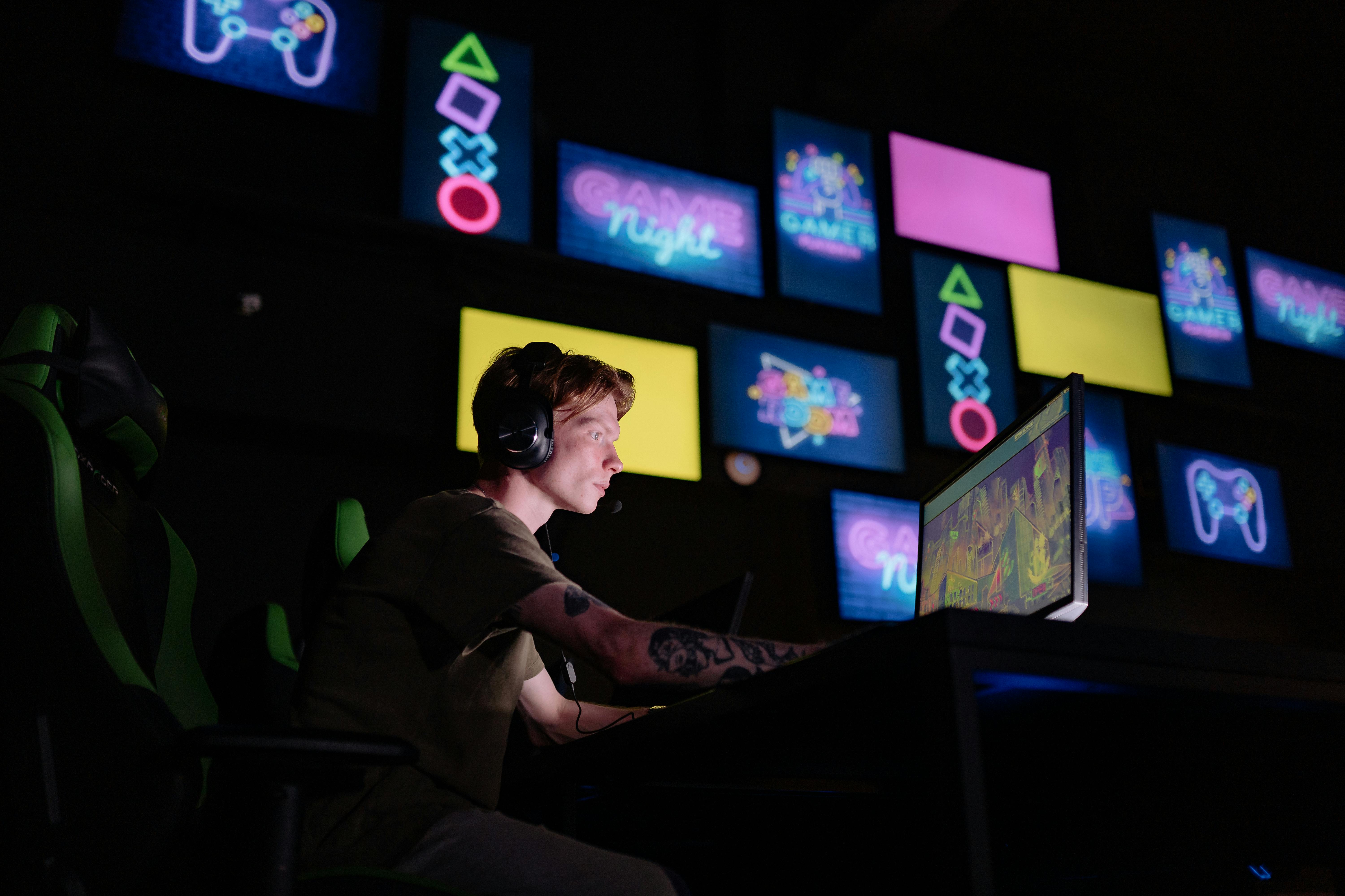 Play & Earn Gaming